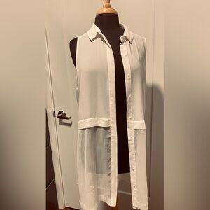 Vintage antique white gold accent duster